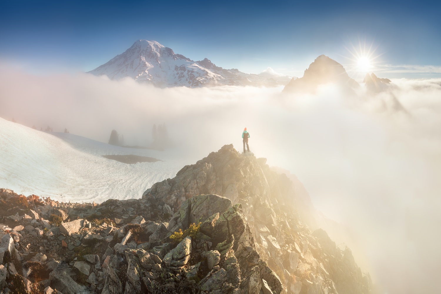 Pohled na Mount Rainier, Washington, USA