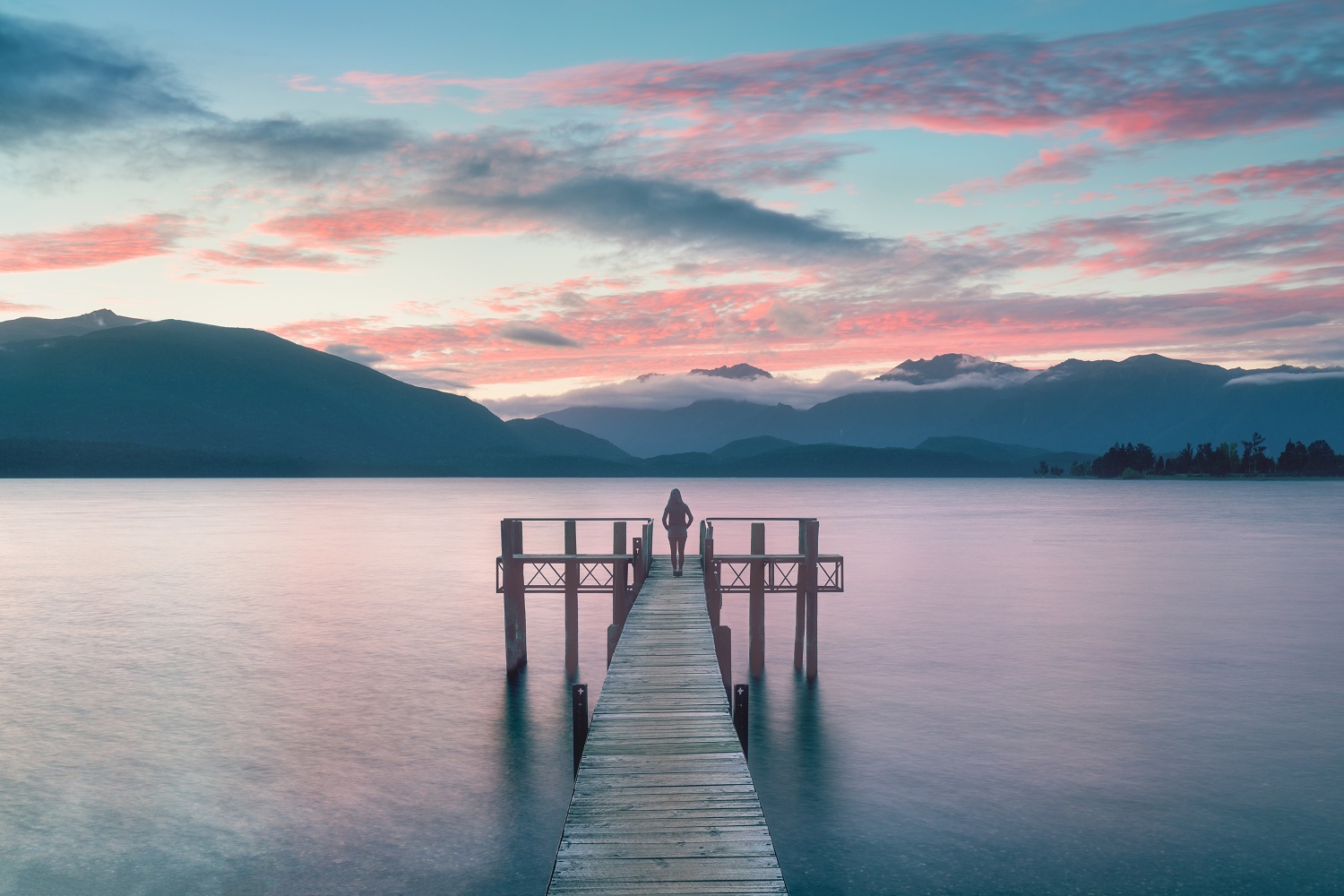 Te Anau lake, Nový Zéland